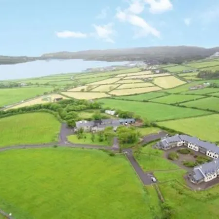 Сasa de vacaciones House 4 Dingle Manor, Stunning 3-bed House Emlagh East